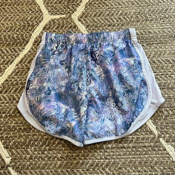 Nike training shorts NWT sz XS - Picture 4 of 4